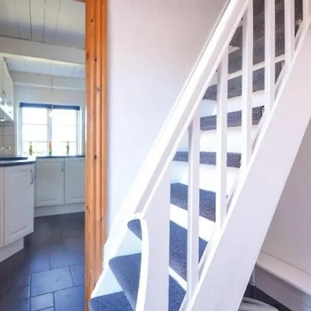 Thatched In Struer, Jutland With A View Струер